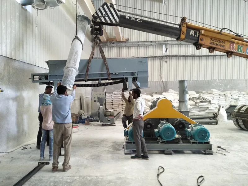 site d'installation de la machine de revêtement à trois rouleaux